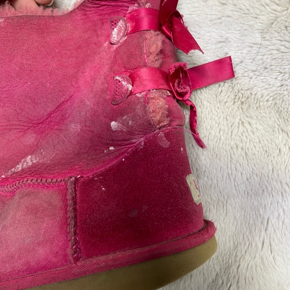 UGG Boots - Picture 7 of 8